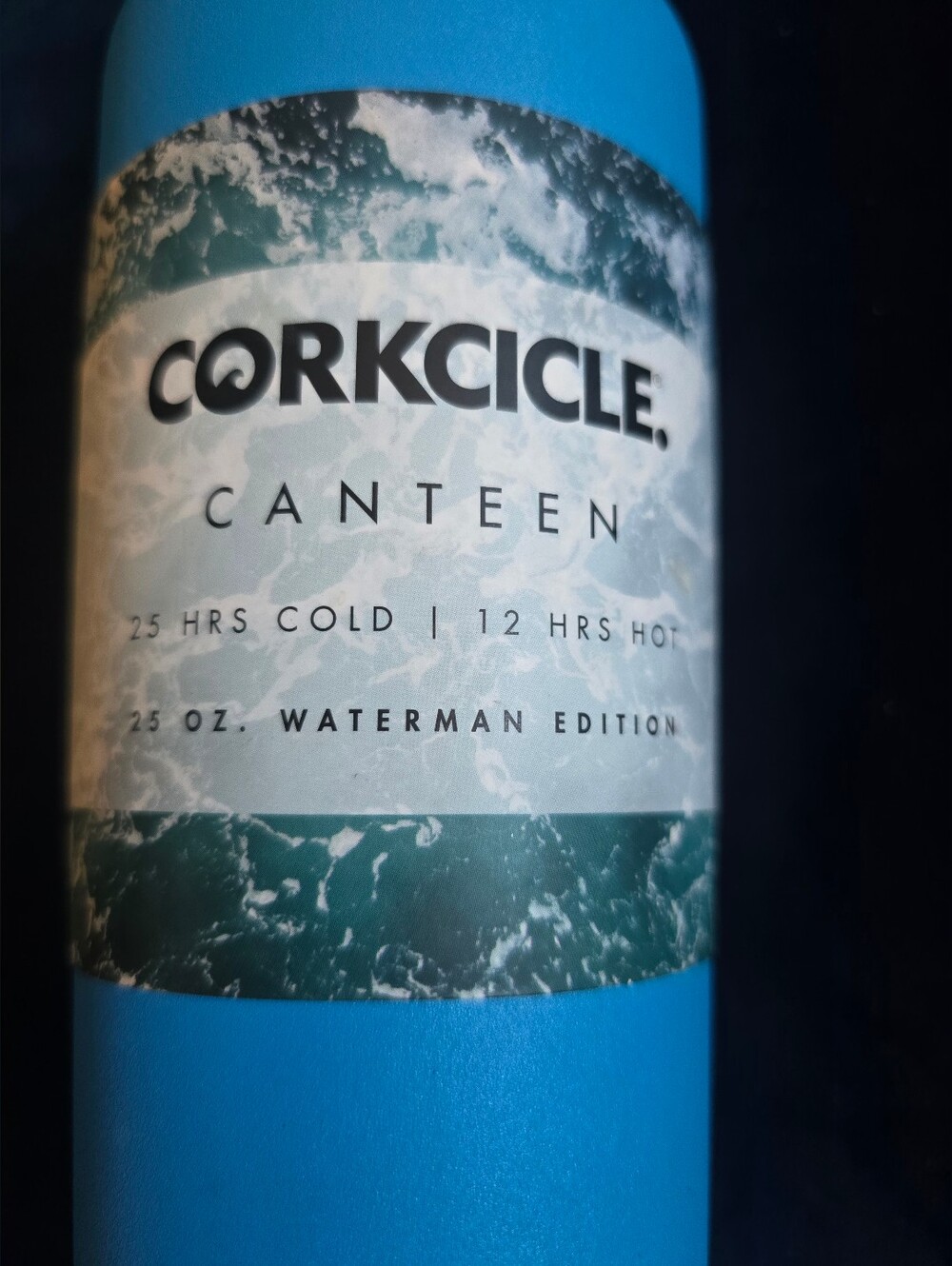 New! Corkcicle Canteen - Waterman Edition, Ocean Blue, 25oz - Picture 2 of 6